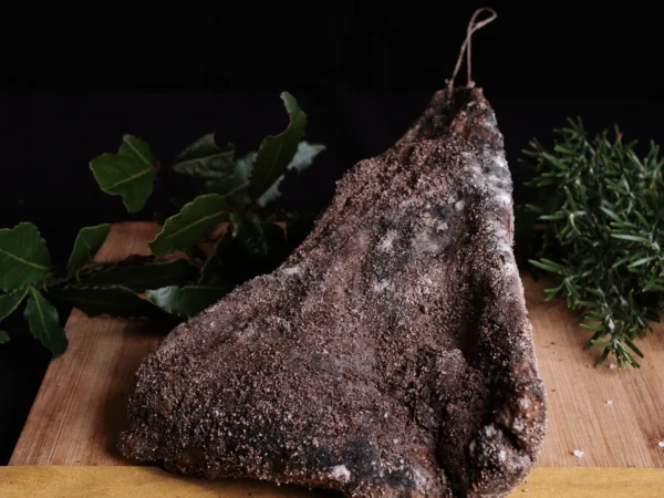 GUANCIALE DI MAIALE NERO BRADO AFFUMICATO