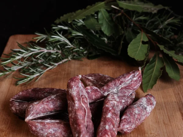 Salsicce secche di maiale nero brado